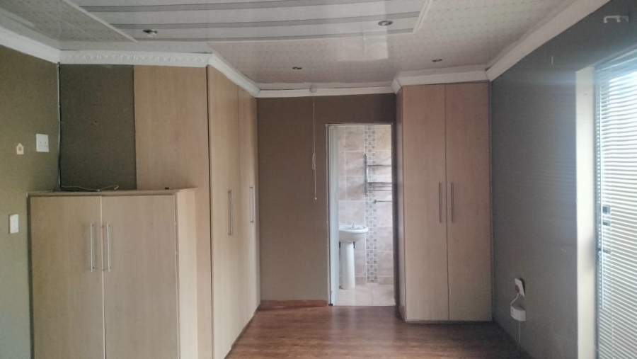 4 Bedroom Property for Sale in Mandela View Free State